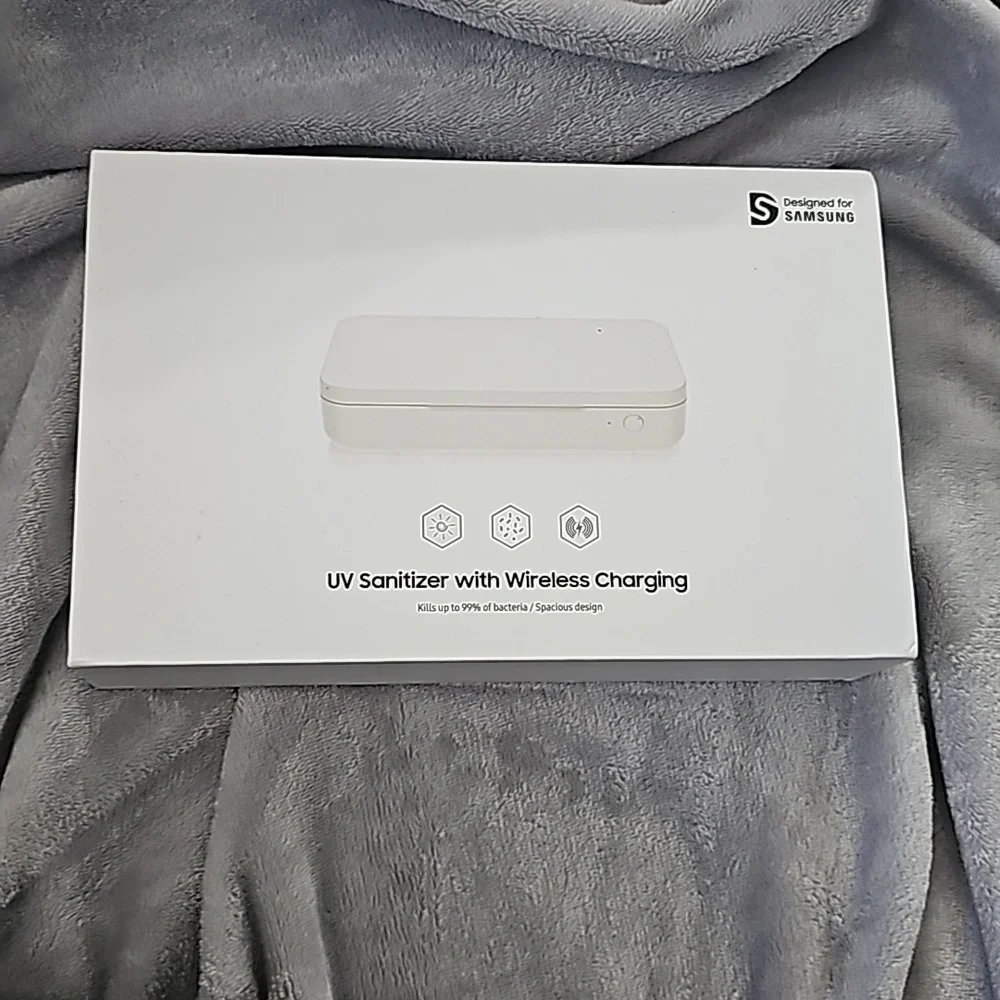 UV Sanitizer w/ Wireless Charging - Designed for Samsung - never used